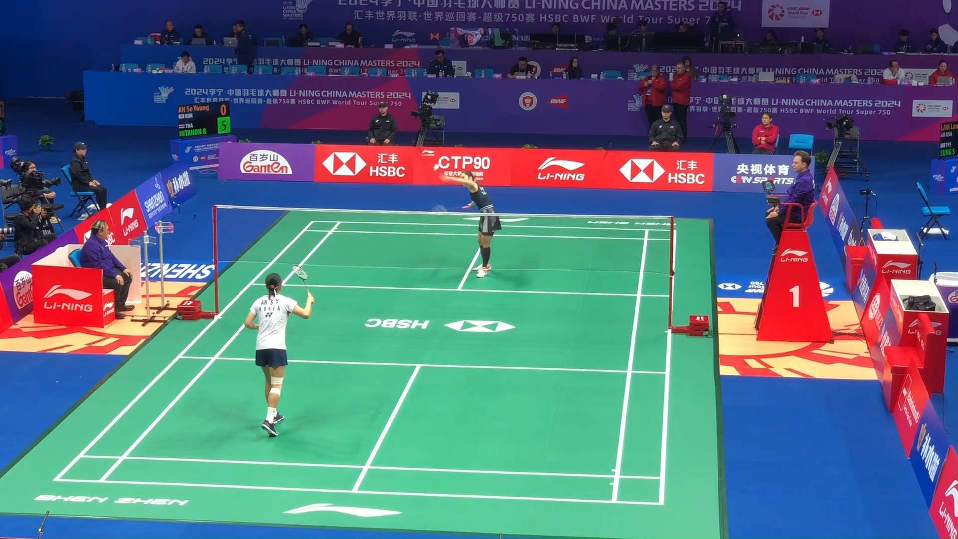 教练的带领 教练的带领