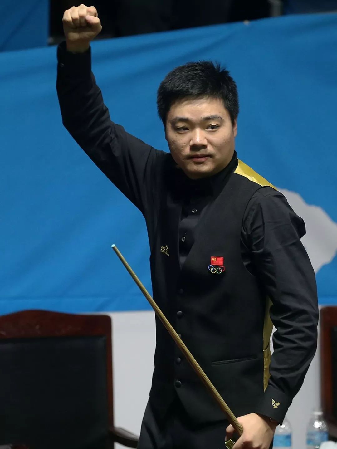 添加副标题 添加副标题